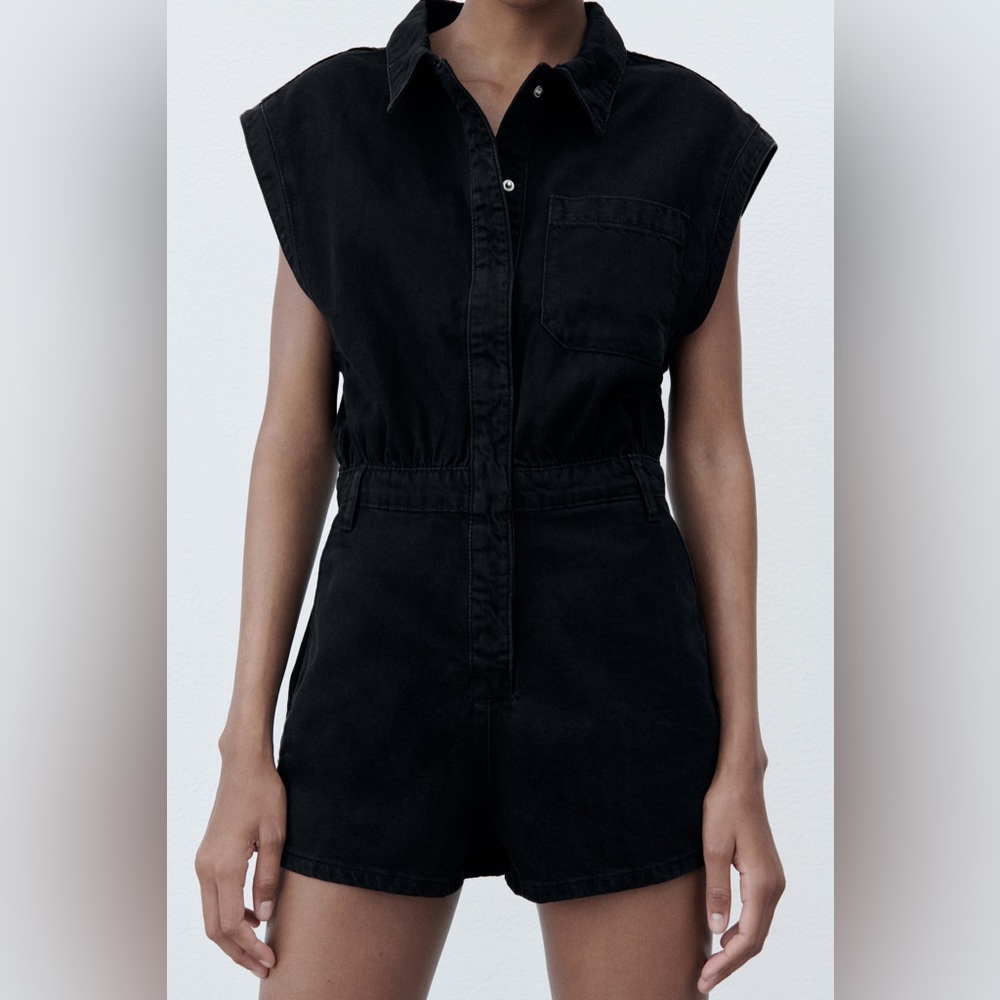 Zara Short Jumpsuit • BNWT • Size XSMALL